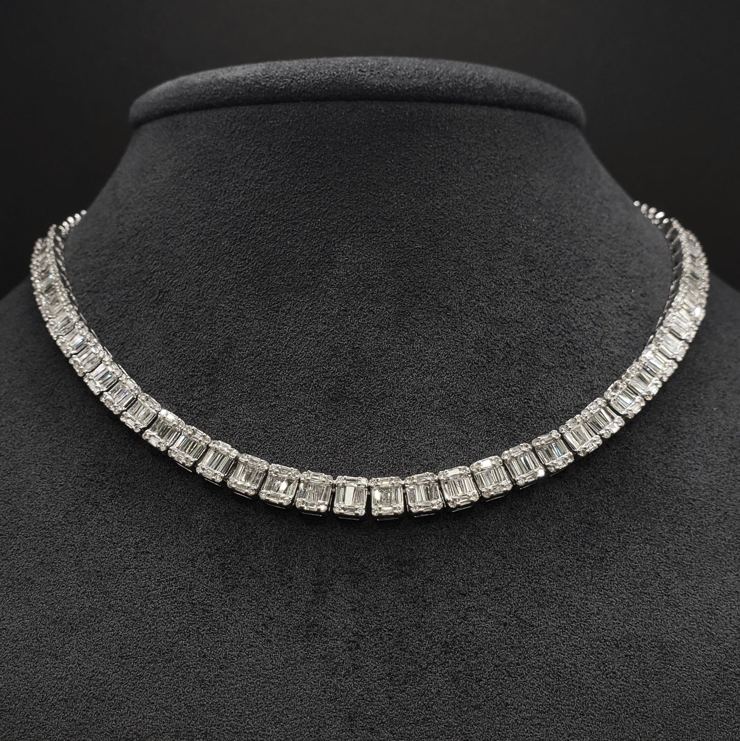 EMERALD CUT TENNIS NECKLACE