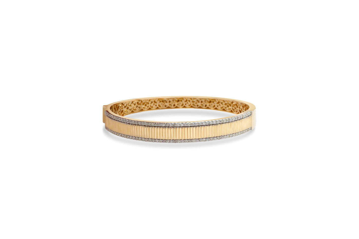 Rippled Diamond Bangle